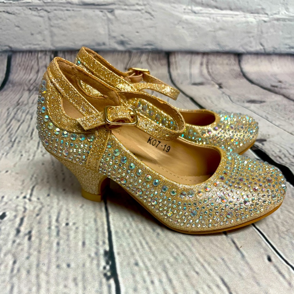 Lucita Toddler heels, sz 9